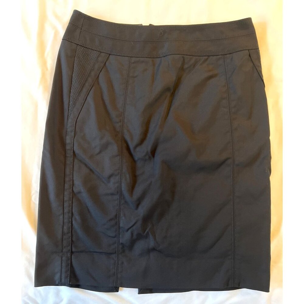 White House Black Market Black Skirt Size 4 Perfect Form Stretch Waist 30" Lengt
